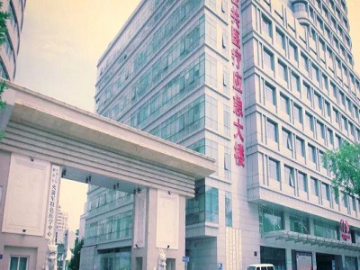 火箭军医院试管婴儿费用多少，试管一次成功率大吗？